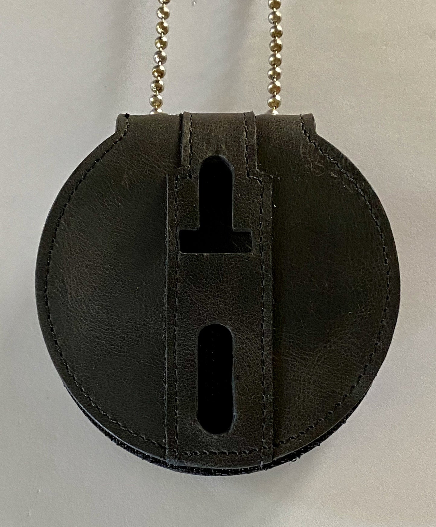 Law Enforcement Black Full Grain Leather Round Police Badge Holder-Belt Clip - Optional to Use Around The Neck